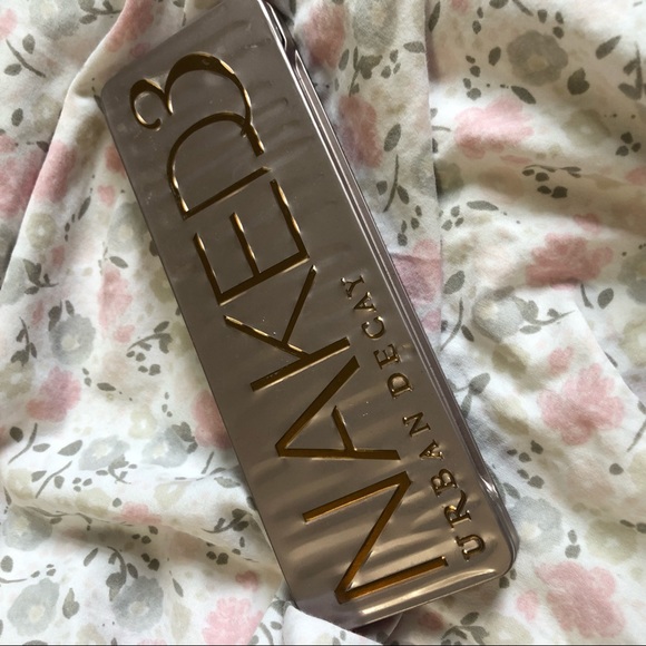 Urban Decay Other - URBAN DECAY NAKED 3